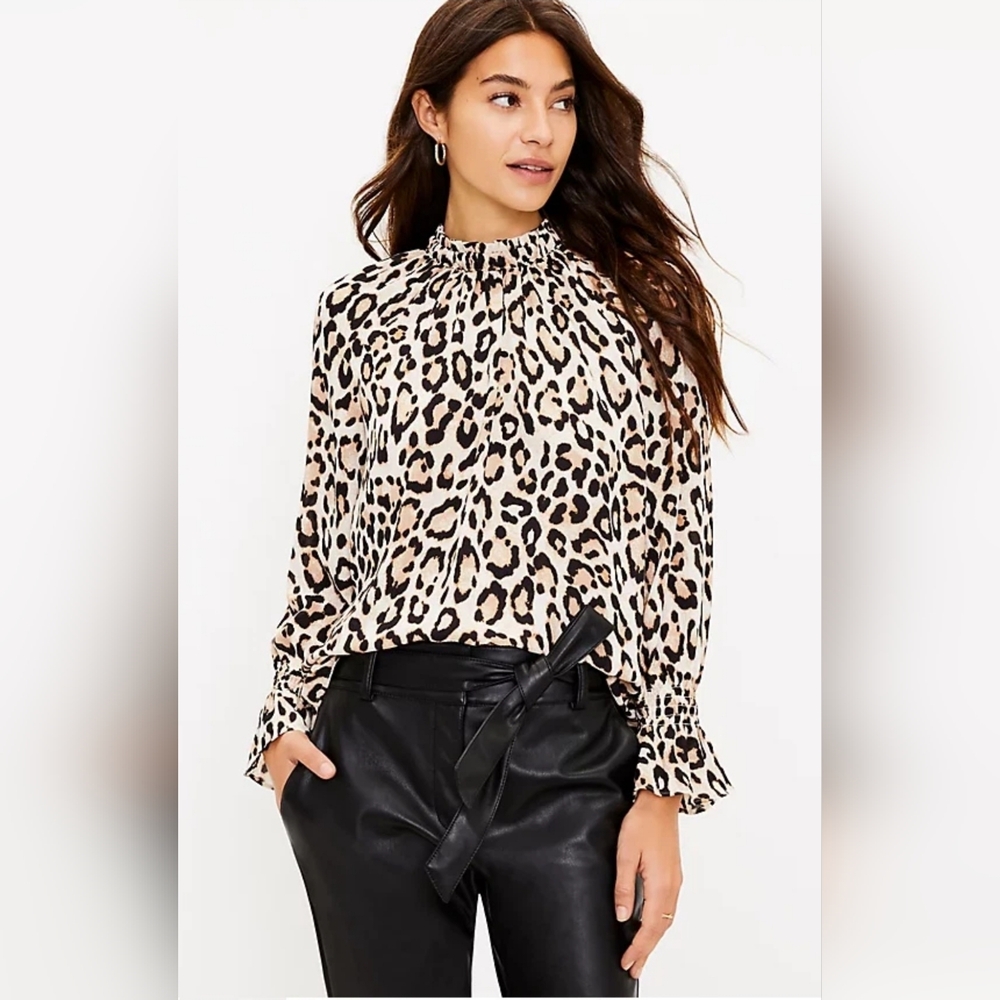 LOFT Petite Leopard Print Long Sleeve Bell Cuff Blouse, XXS NWT